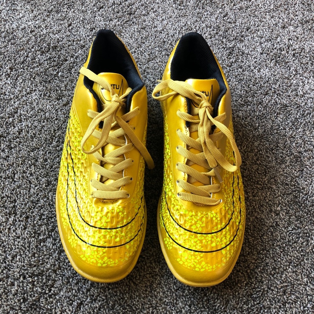 Boys Indoor Nike Soccer Cleats